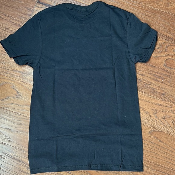 Graphic Tee - Picture 3 of 6